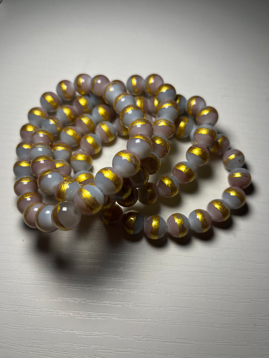 Gold stripe beaded bracelets 